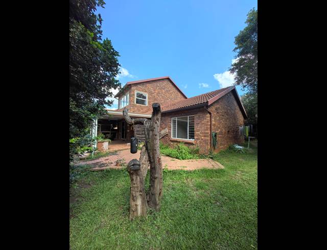 3 BEDROOM SECTIONAL TITLE FOR SALE IN WELTEVREDEN PARK